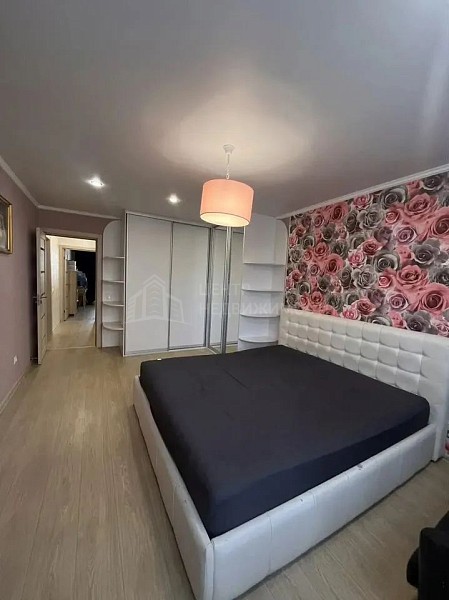 3-к квартира, 90 кв.м.