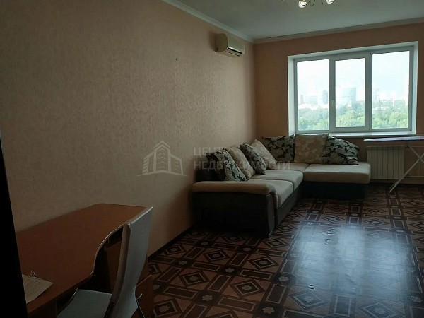 2-к квартира, 76 кв.м.