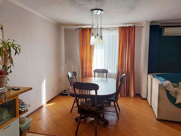 3-к квартира, 120 кв.м.