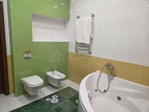 3-к квартира, 129 кв.м.