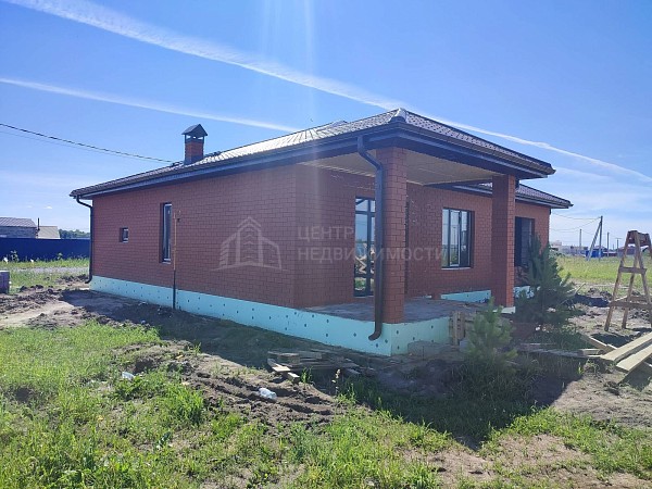 Дом с участком, 140 кв.м.