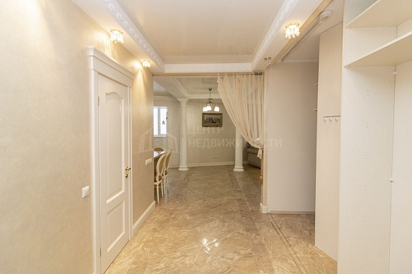 2-к квартира, 126 кв.м.