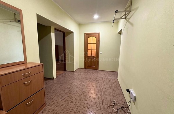 2-к квартира, 70 кв.м.