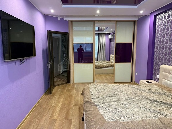 2-к квартира, 90 кв.м.