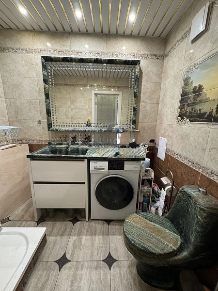 2-к квартира, 79 кв.м.