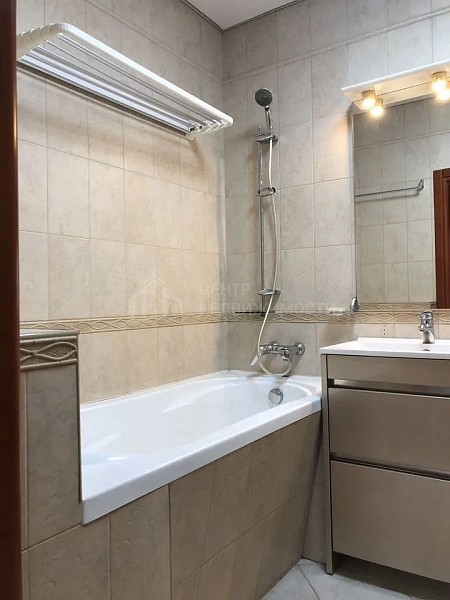 2-к квартира, 81 кв.м.