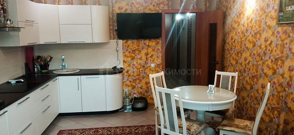 1-к квартира, 66 кв.м.