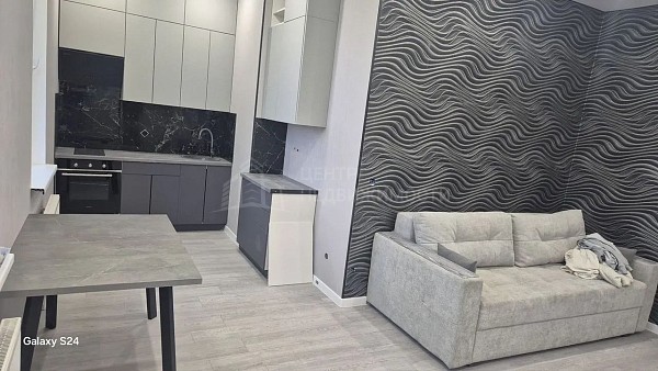 1-к квартира, 42 кв.м.