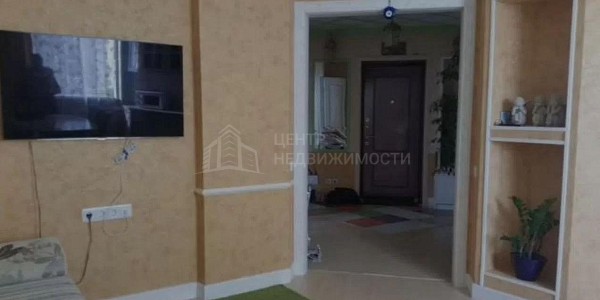 2-к квартира, 76 кв.м.
