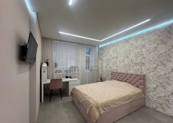 2-к квартира, 74 кв.м.