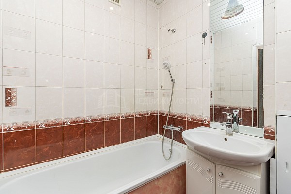 2-к квартира, 65 кв.м.