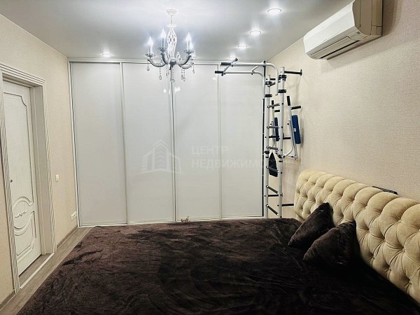 2-к квартира, 82 кв.м.