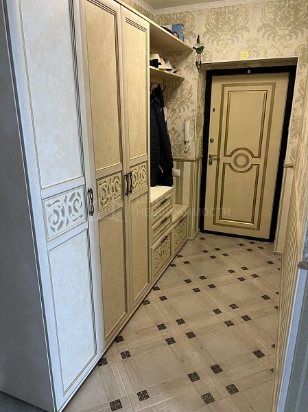 2-к квартира, 81 кв.м.