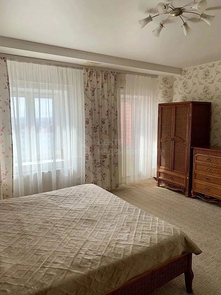 2-к квартира, 79 кв.м.