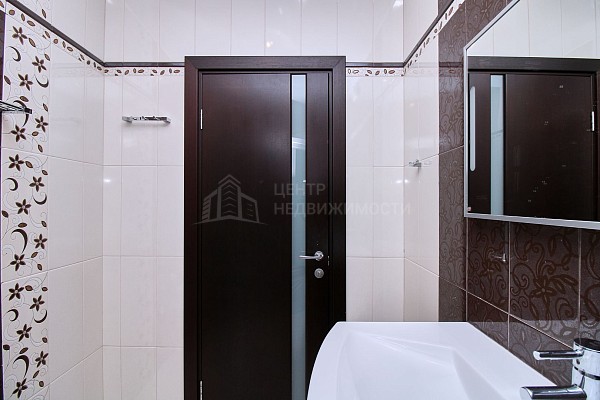 2-к квартира, 97 кв.м.