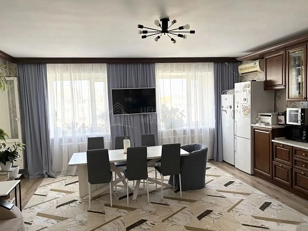 4-к квартира, 133 кв.м.