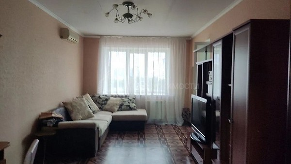 2-к квартира, 76 кв.м.