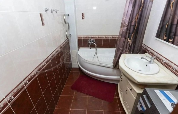 2-к квартира, 75 кв.м.