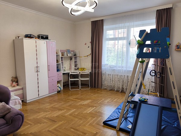 3-к квартира, 127 кв.м.