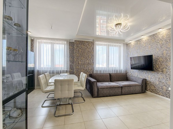2-к квартира, 56 кв.м.