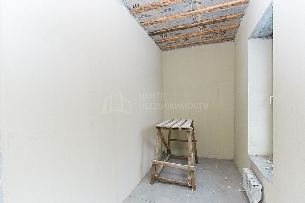 Дом с участком, 180 кв.м.