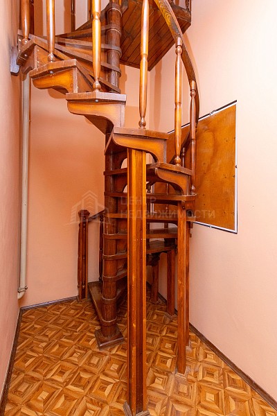 Дом с участком, 109 кв.м.