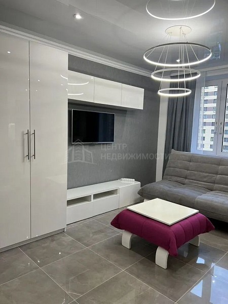 2-к квартира, 74 кв.м.