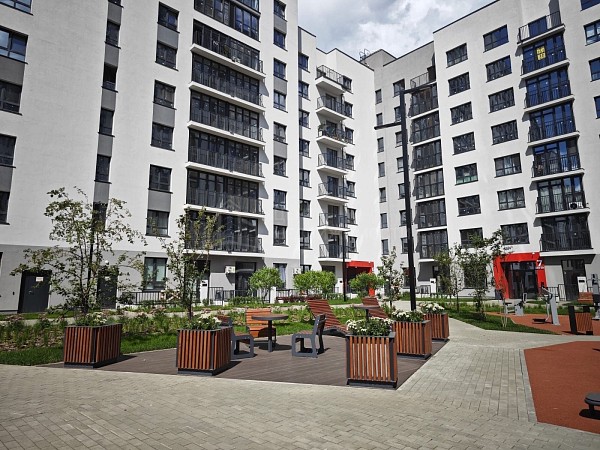 2-к квартира, 70 кв.м.