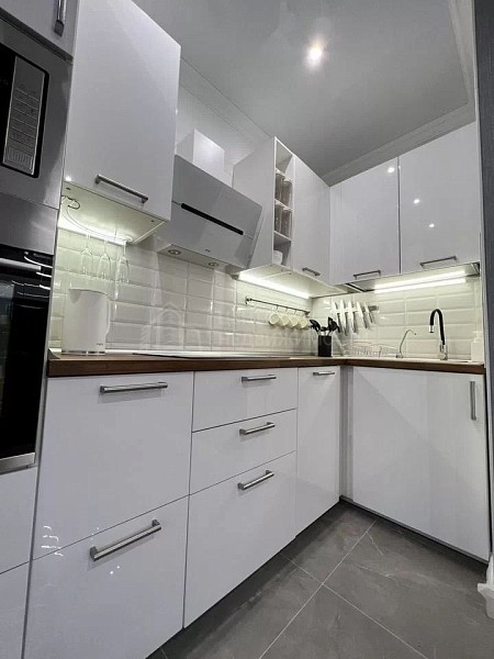 2-к квартира, 74 кв.м.