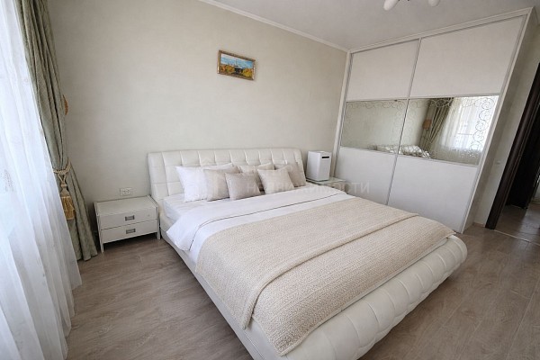 2-к квартира, 85 кв.м.