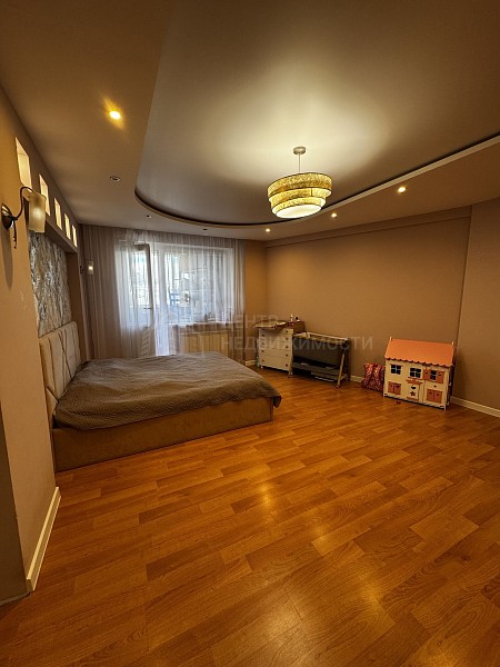 2-к квартира, 88 кв.м.