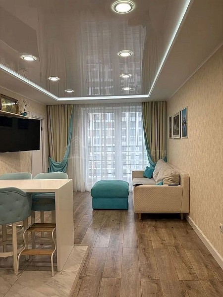 3-к квартира, 77 кв.м.