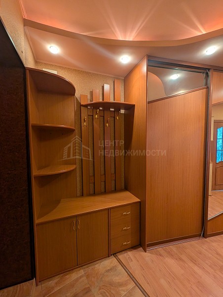 2-к квартира, 77 кв.м.