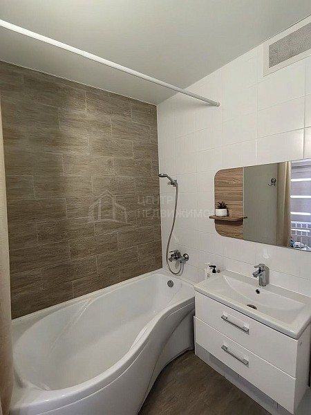 2-к квартира, 71 кв.м.