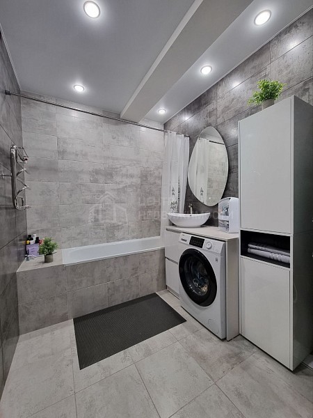 2-к квартира, 72 кв.м.