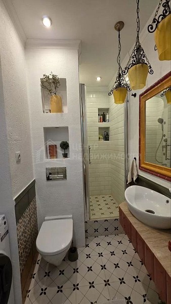 2-к квартира, 60 кв.м.