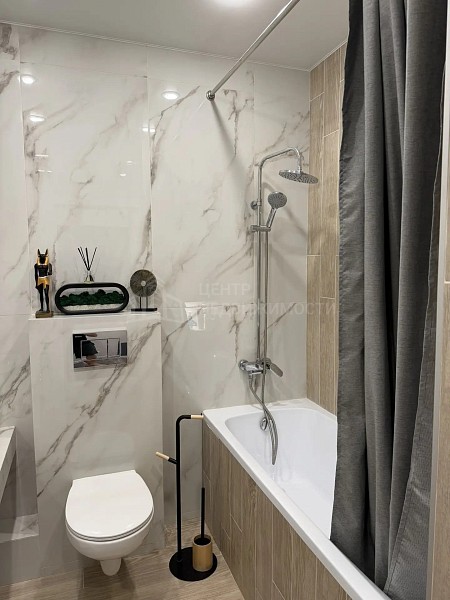 2-к квартира, 70 кв.м.
