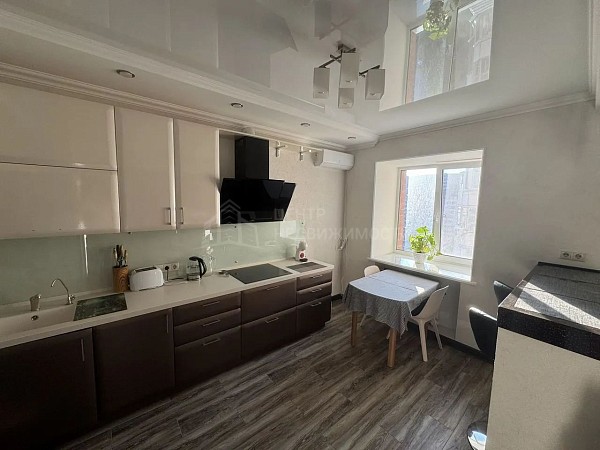 3-к квартира, 101 кв.м.