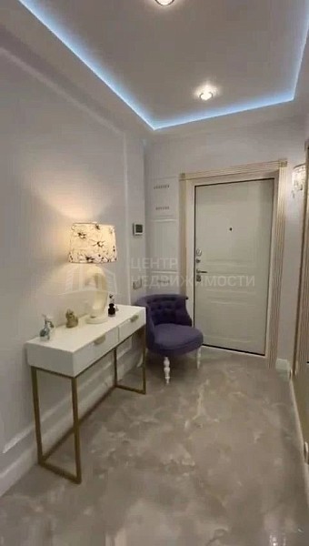 2-к квартира, 70 кв.м.