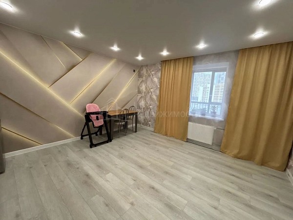 3-к квартира, 87 кв.м.