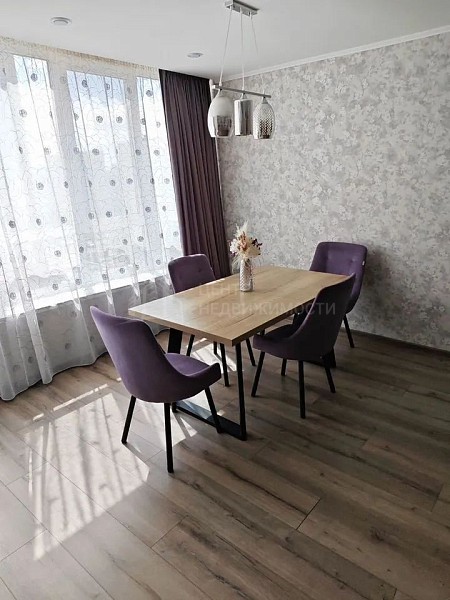 3-к квартира, 87 кв.м.