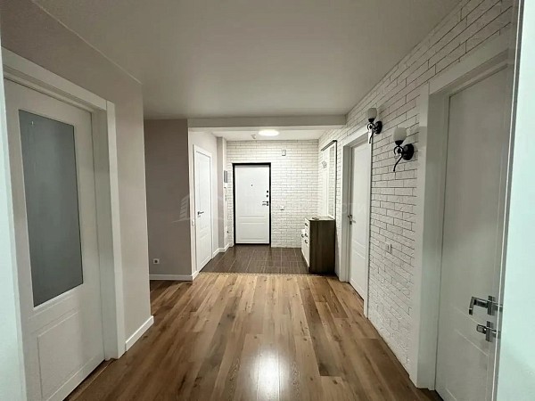 2-к квартира, 74 кв.м.