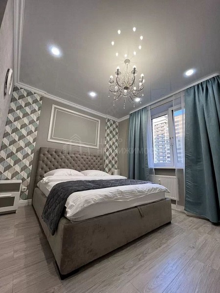 2-к квартира, 74 кв.м.
