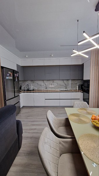4-к квартира, 127 кв.м.