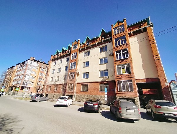 3-к квартира, 127 кв.м.