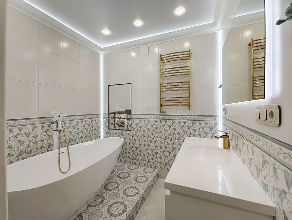 2-к квартира, 70 кв.м.