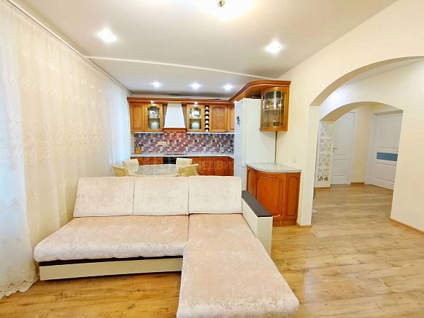 4-к квартира, 110 кв.м.