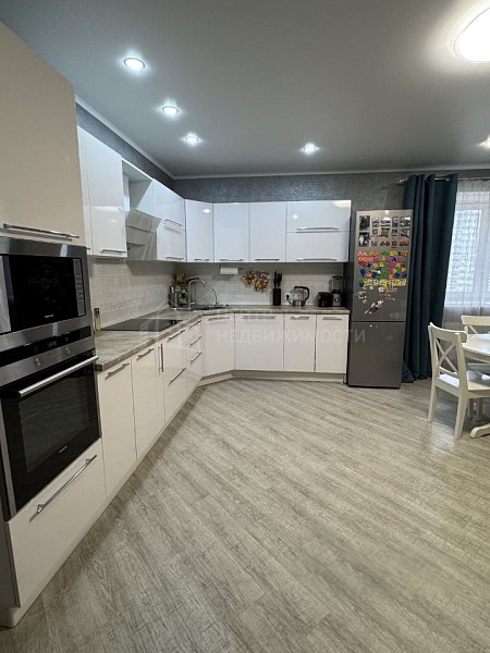 2-к квартира, 84 кв.м.