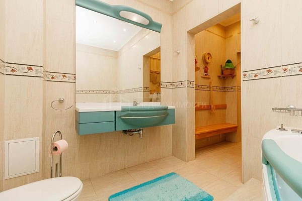 6-к квартира, 282 кв.м.