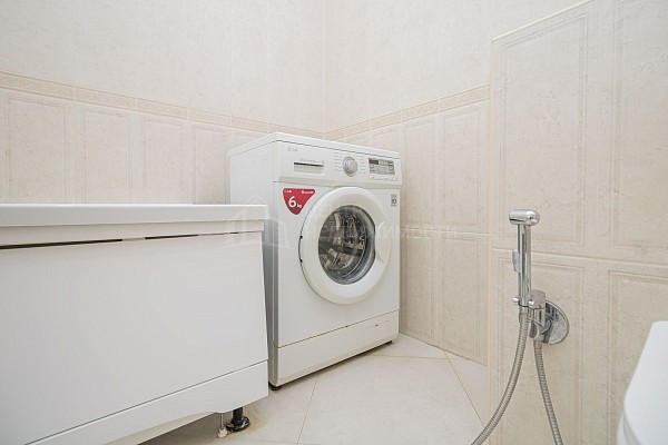 2-к квартира, 65 кв.м.